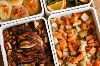 Easy Sheet Pan Thanksgiving Dinner for 4