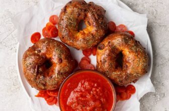 Pizza Protein Bagels (Pepperoni + Cheese Baked In!)